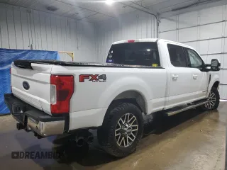 2018 Ford F-350 XL z VIN 1FT8W3BT0JEC03730, wystawiony jako Copart lot #48977245 z przebiegiem 170 202 mil mil oraz Szkoda całkowita • Salvage title. Historia ofert i sprzedaży dostępna na DreamBid. Obrazek 3.