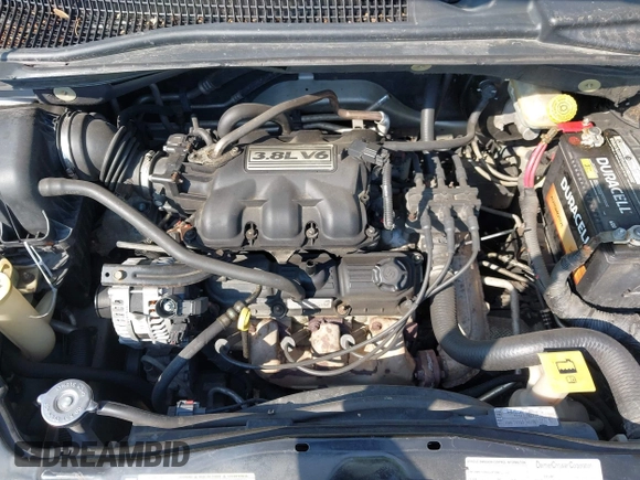 2008 Chrysler Town & Country Touring with VIN 2A8HR54P68R103852, listed as a IAAI auction lot 42588586 with 165,022 mi miles and . Bid and sale history available at DreamBid. Image 10.