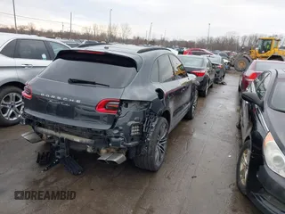2018 Porsche Macan Turbo z VIN WP1AF2A59JLB71496, wystawiony jako IAAI lot #41479669 z przebiegiem 88 528 mil mil oraz . Historia ofert i sprzedaży dostępna na DreamBid. Obrazek 4.