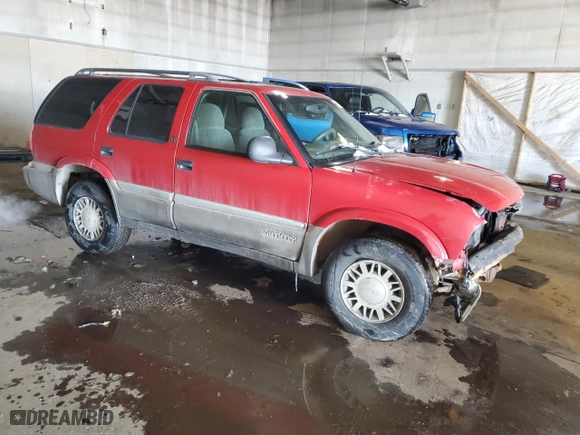 1998 GMC Jimmy SLT with VIN 1GKDT13W3W2521651, listed as a Copart auction lot 46492945 with 240,384 mi miles and Clean Title. Bid and sale history available at carsss.com. Image 4.