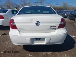 2007 Buick LaCrosse CXS with VIN 2G4WE587471117259, listed as a IAAI auction lot 41882777 with 201,787 mi miles. Bid and sale history available at carsss.com. Image 16.