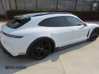 2022 Porsche Taycan 4 with VIN WP0BA2Y19NSA67581, listed as a Copart auction lot 55142525 with 6,775 mi miles and Salvage Title. Bid and sale history available at DreamBid. Image 3.