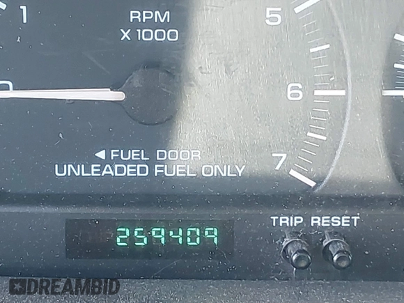 2000 Dodge Caravan SE with VIN 2B4GP44G4YR711580, listed as a IAAI auction lot 42367522 with 259,409 mi miles and . Bid and sale history available at DreamBid. Image 16.