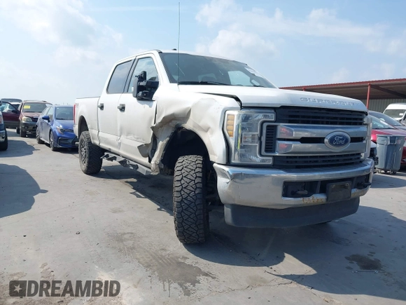 2018 Ford F-250 XL с VIN 1FT7W2B67JEC61723, выставлен на аукционе IAAI как лот 42044635 с пробегом 249 979 миль миль и . История ставок и продаж доступна на DreamBid. Изображение 1.