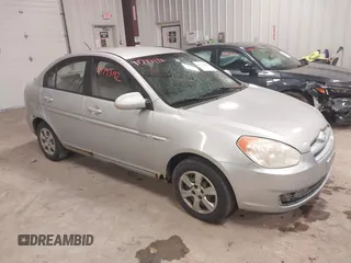 2006 Hyundai Accent GLS with VIN KMHCN46C06U004764, listed as a IAAI auction lot 41793192 with 182,841 mi miles. Bid and sale history available at carsss.com. Image 1.