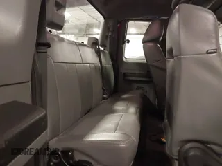 2014 Ford F-250 XL z VIN 1FT7X2B65EEA74094, wystawiony jako IAAI lot #40955480 z przebiegiem 171 642 mil mil oraz . Historia ofert i sprzedaży dostępna na DreamBid. Obrazek 8.