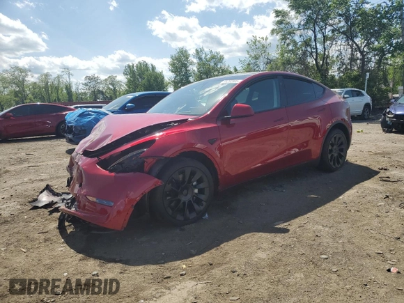 2024 Tesla Model Y Long Range z VIN 7SAYGDEE6RA261108, wystawiony jako Copart lot #55252805 z przebiegiem 16 932 mil mil oraz Szkoda całkowita • Salvage title. Historia ofert i sprzedaży dostępna na DreamBid. Obrazek 1.