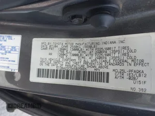 2004 Toyota Sienna XLE with VIN 5TDBA22C54S025665, listed as a IAAI auction lot 41980484 with 219,035 mi miles. Bid and sale history available at carsss.com. Image 9.