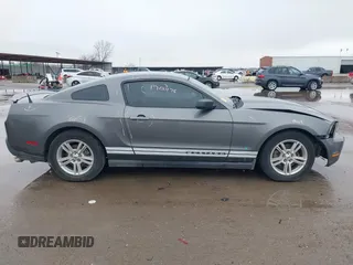 2011 Ford Mustang V6 with VIN 1ZVBP8AM2B5125492, listed as a IAAI auction lot 41565388 with 135,688 mi miles and . Bid and sale history available at carsss.com. Image 13.