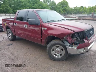 2005 Ford F-150 XLT z VIN 1FTPW12545KD57382, wystawiony jako IAAI lot #42356667 z przebiegiem 252 884 mil mil oraz . Historia ofert i sprzedaży dostępna na DreamBid. Obrazek 1.