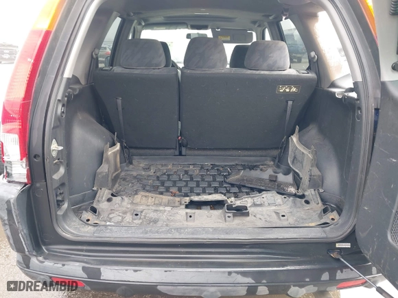 2003 Honda CR-V EX with VIN SHSRD78863U110869, listed as a IAAI auction lot 41612374 with 221,200 mi miles. Bid and sale history available at carsss.com. Image 8.