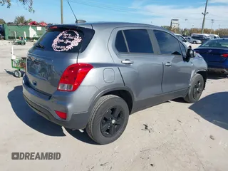 2020 Chevrolet Trax LS z VIN 3GNCJKSB7LL144101, wystawiony jako IAAI lot #38708852 z przebiegiem 44 644 mil mil oraz . Historia ofert i sprzedaży dostępna na DreamBid. Obrazek 4.