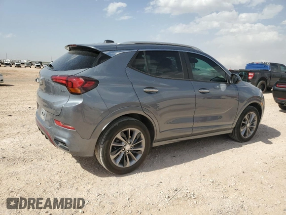 2022 Buick Encore GX Select z VIN KL4MMDSL2NB116455, wystawiony jako Copart lot #54959435 z przebiegiem 63 920 mil mil oraz Czysty tytuł • Clean title. Historia ofert i sprzedaży dostępna na DreamBid. Obrazek 3.
