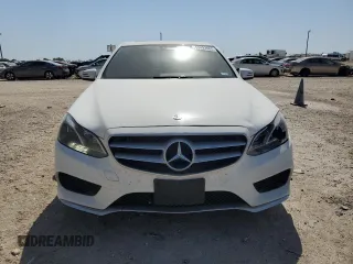 2016 Mercedes-Benz E 350 Luxury with VIN WDDHF8JB0GB189737, listed as a Copart auction lot 52492805 with 161,916 mi miles and Salvage Title. Bid and sale history available at DreamBid. Image 5.