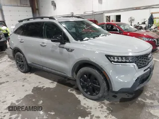 2022 Kia Sorento X-Line S with VIN 5XYRLDLCXNG082848, listed as a IAAI auction lot 41587291 with 61,791 mi miles. Bid and sale history available at carsss.com. Image 1.