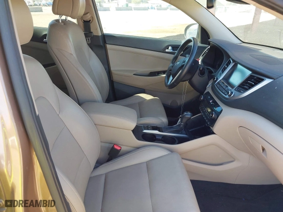 2016 Hyundai Tucson Sport with VIN KM8J33A20GU211615, listed as a IAAI auction lot 41685718 with 97,458 mi miles. Bid and sale history available at carsss.com. Image 5.