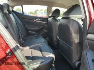 2018 Nissan Maxima SV with VIN 1N4AA6AP3JC409681, listed as a Copart auction lot 58630924 with 102,552 mi miles and Salvage Title. Bid and sale history available at DreamBid. Image 10.