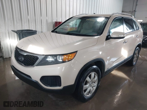 2012 Kia Sorento LX with VIN 5XYKTDA25CG226072, listed as a IAAI auction lot 41398669 with 229,218 mi miles. Bid and sale history available at carsss.com. Image 17.