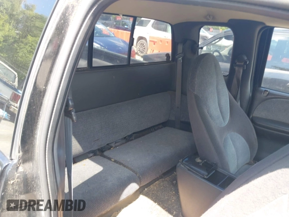 1999 Dodge Dakota SLT z VIN 1B7GG22YXXS304489, wystawiony jako IAAI lot #42326703 z przebiegiem 183 490 mil mil oraz . Historia ofert i sprzedaży dostępna na DreamBid. Obrazek 8.