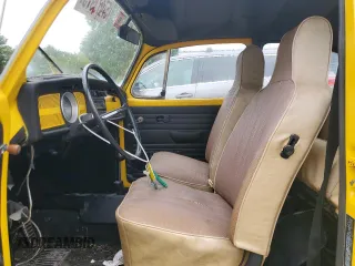 1971 Volkswagen Beetle с VIN 1112283503, выставлен на аукционе Copart как лот 57471915 с пробегом 7 555 миль миль и Чистый • Clean title. История ставок и продаж доступна на DreamBid. Изображение 7.