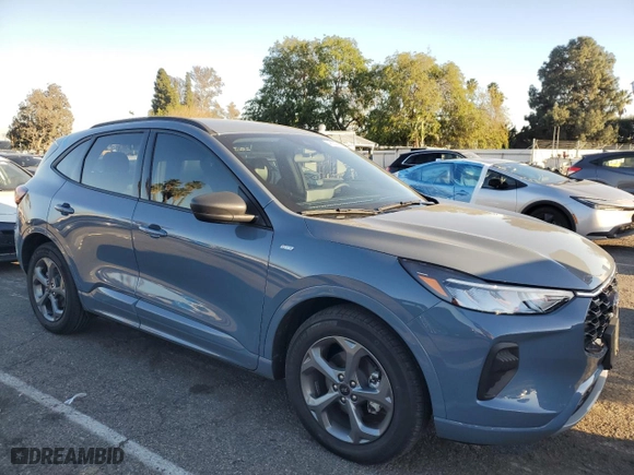 2024 Ford Escape ST-Line with VIN 1FMCU0MN1RUA80112, listed as a Copart auction lot 46633125 with 1,741 mi miles and Salvage Title. Bid and sale history available at carsss.com. Image 4.