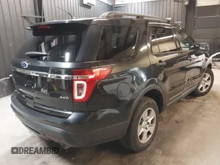 2013 Ford Explorer with VIN 1FM5K8B89DGC20649, listed as a IAAI auction lot 42573199 with 252,444 mi miles and . Bid and sale history available at DreamBid. Image 4.