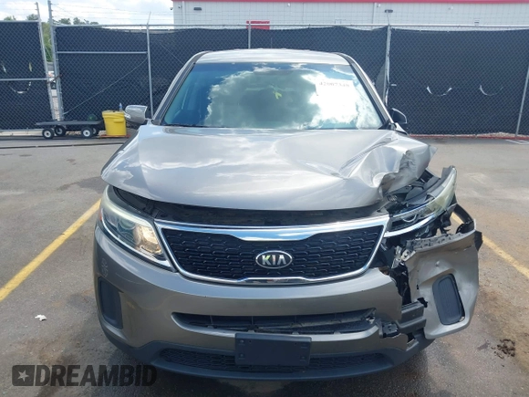 2015 Kia Sorento LX with VIN 5XYKT3A64FG611172, listed as a IAAI auction lot 42007348 with 120,426 mi miles. Bid and sale history available at carsss.com. Image 12.