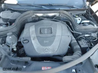 2010 Mercedes-Benz GLK-Class GLK 350 with VIN WDCGG8HB6AF517598, listed as a IAAI auction lot 41046495 with 241,654 mi miles. Bid and sale history available at carsss.com. Image 10.