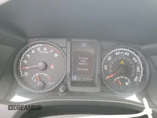 2019 Toyota Tacoma SR with VIN 5TFSX5EN7KX068425, listed as a Copart auction lot 57580835 with 125,491 mi miles and Salvage title. Bid and sale history available at DreamBid. Image 9.