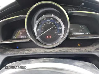 2016 Scion iA z VIN 3MYDLBZV6GY138680, wystawiony jako IAAI lot #42240425 z przebiegiem 100 191 mil mil oraz . Historia ofert i sprzedaży dostępna na DreamBid. Obrazek 7.