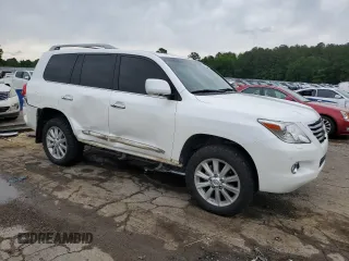 2008 Lexus LX 570 z VIN JTJHY00W184007931, wystawiony jako Copart lot #55671555 z przebiegiem 198 474 mil mil oraz Szkoda całkowita • Salvage title. Historia ofert i sprzedaży dostępna na DreamBid. Obrazek 4.