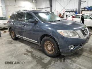 2013 Nissan Pathfinder S with VIN 5N1AR2MM6DC607698, listed as a Copart auction lot 43461045 with 230,667 mi miles and Clean Title. Bid and sale history available at carsss.com. Image 4.