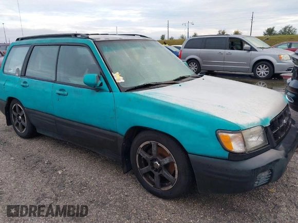 2001 Subaru Forester L with VIN JF1SF63551H762136, listed as a IAAI auction lot 40521706 with 0 mi miles. Bid and sale history available at carsss.com. Image 1.