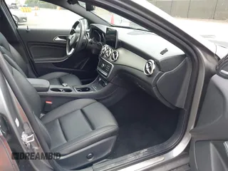 2019 Mercedes-Benz GLA 250 z VIN WDCTG4GB2KJ619049, wystawiony jako IAAI lot #41778239 z przebiegiem 25 030 mil mil oraz . Historia ofert i sprzedaży dostępna na DreamBid. Obrazek 5.