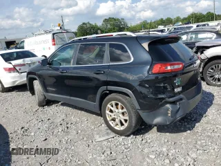 2017 Jeep Cherokee Latitude z VIN 1C4PJLCB9HW643823, wystawiony jako Copart lot #58516265 z przebiegiem 81 586 mil mil oraz Szkoda całkowita • Salvage title. Historia ofert i sprzedaży dostępna na DreamBid. Obrazek 2.