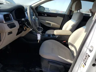 2017 Kia Sorento LX with VIN 5XYPGDA38HG287541, listed as a Copart auction lot 48928145 with Not Provided miles and Clean Title. Bid and sale history available at DreamBid. Image 7.