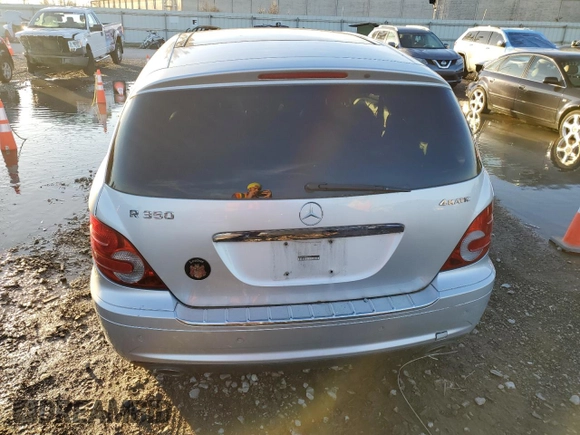 2009 Mercedes-Benz R 3.5L with VIN 4JGCB65E59A091591, listed as a Copart auction lot 84328564 with 136,835 mi miles and Clean Title. Bid and sale history available at DreamBid. Image 6.
