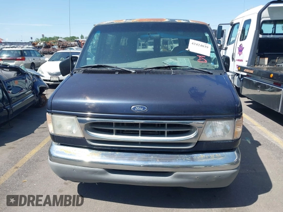 2000 Ford Econoline Passenger XL with VIN 1FMRE11L2YHB12900, listed as a IAAI auction lot 42424039 with 160,366 mi miles and . Bid and sale history available at DreamBid. Image 6.