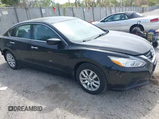 2016 Nissan Altima SR z VIN 1N4AL3AP6GC185842, wystawiony jako IAAI lot #42104618 z przebiegiem 161 876 mil mil oraz . Historia ofert i sprzedaży dostępna na DreamBid. Obrazek 1.