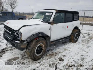 2024 Ford Bronco Outer Banks with VIN 1FMEE8BP1RLA50798, listed as a Copart auction lot 45704955 with 8,182 mi miles and Salvage Title. Bid and sale history available at carsss.com. Image 1.