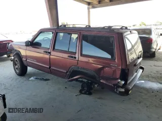 2000 Jeep Cherokee Classic with VIN 1J4FF58S8YL135534, listed as a Copart auction lot 62211335 with 108,888 mi miles and Salvage title. Bid and sale history available at DreamBid. Image 2.