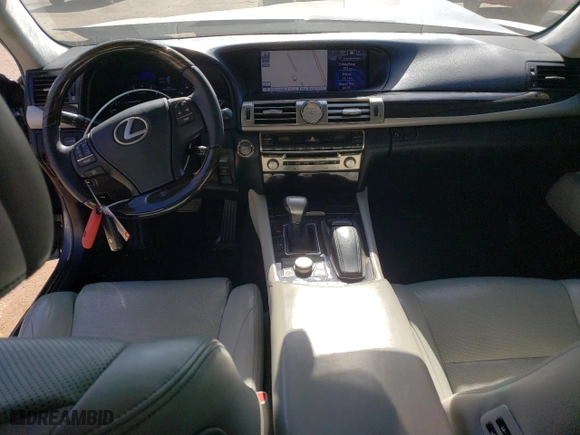 2013 Lexus LS 460 with VIN JTHBL1EF4D5120930, listed as a Copart auction lot 45141945 with 121,521 mi miles and Salvage Title. Bid and sale history available at carsss.com. Image 8.