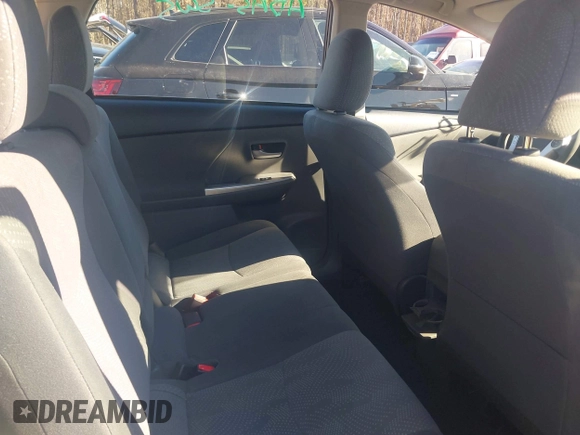 2014 Toyota Prius Two with VIN JTDZN3EU2E3333540, listed as a IAAI auction lot 41316701 with 33,465 mi miles and . Bid and sale history available at DreamBid. Image 8.