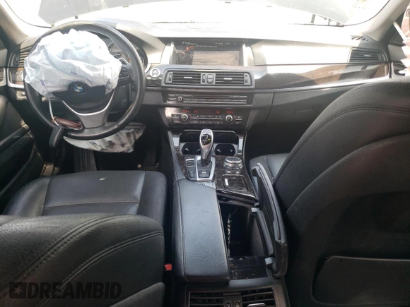 2016 BMW 5 Series 528i xDrive with VIN WBA5A7C5XGG642145, listed as a Copart auction lot 58840015 with 136,793 mi miles and Salvage title. Bid and sale history available at DreamBid. Image 8.