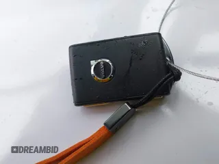 2023 Volvo XC40 Ultimate Bright Theme с VIN YV4L12UAXP2025895, выставлен на аукционе IAAI как лот 42294917 с пробегом 5 384 миль миль и . История ставок и продаж доступна на DreamBid. Изображение 11.