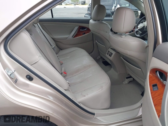 2009 Toyota Camry with VIN 4T4BE46K19R092530, listed as a IAAI auction lot 42051158 with 135,875 mi miles. Bid and sale history available at carsss.com. Image 8.