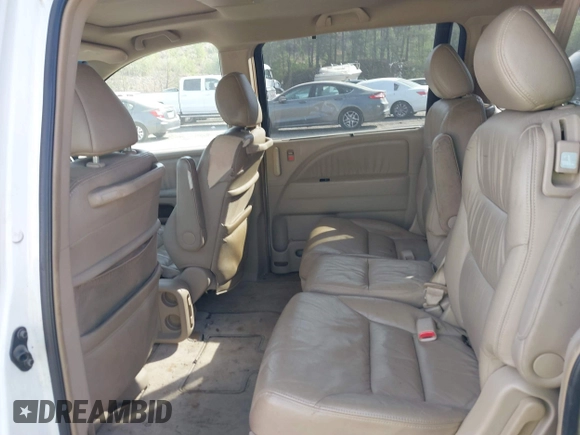 2006 Honda Odyssey EX-L z VIN 5FNRL387X6B452405, wystawiony jako IAAI lot #41884680 z przebiegiem 333 366 mil mil oraz . Historia ofert i sprzedaży dostępna na DreamBid. Obrazek 8.