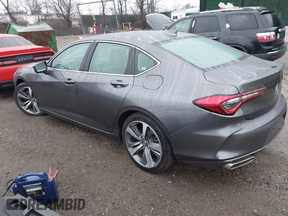 2021 Acura TLX w/Advance Package with VIN 19UUB6F62MA005535, listed as a IAAI auction lot 41913399 with 29,037 mi miles. Bid and sale history available at carsss.com. Image 3.