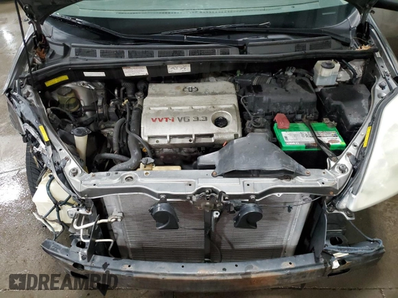 2004 Toyota Sienna XLE with VIN 5TDBA22CX4S020459, listed as a Copart auction lot 52444465 with 264,508 mi miles and Salvage Title. Bid and sale history available at carsss.com. Image 12.