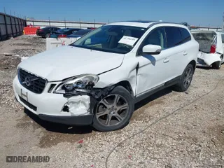 2012 Volvo XC60 3.0L with VIN YV4902DZ5C2250786, listed as a IAAI auction lot 41758295 with 170,725 mi miles. Bid and sale history available at carsss.com. Image 2.